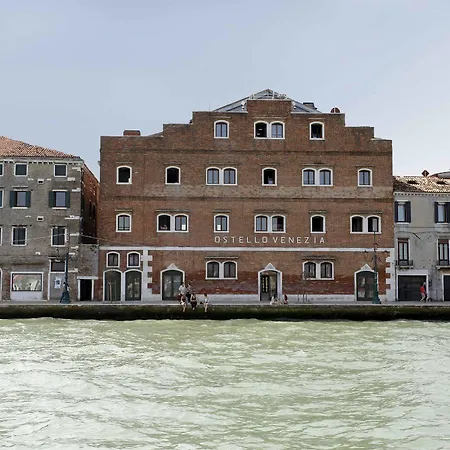 Generator * Venice