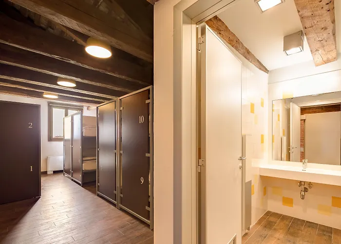 Generator Hostel Velence