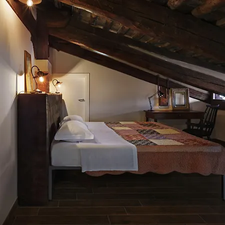 Generator אכסניה