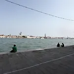 جينيراتور فينس * البندقية