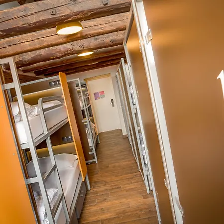 جينيراتور فينس