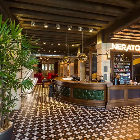 Hostel Generator Velence